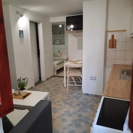 Apartma Seaya Apartment *